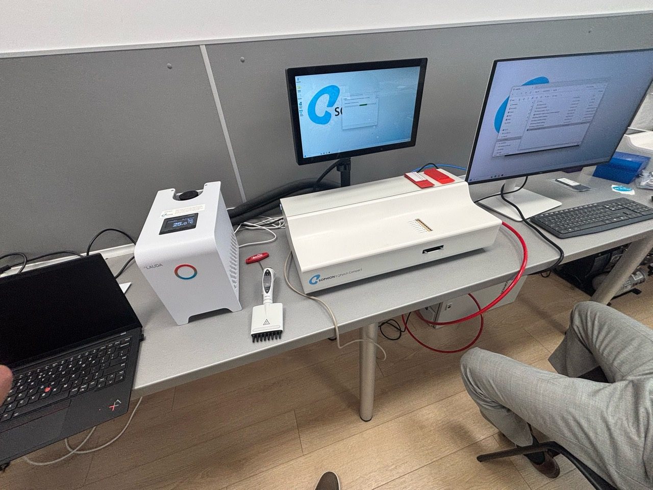 Sophion QPatch Compact automated patch-clamp system — Medical University – Plovdiv
